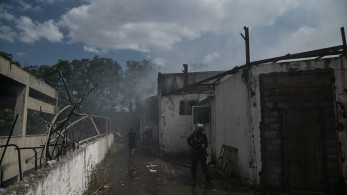 Σε ύφεση η φωτιά στη δομή προσφύγων στον Ελαιώνα-Στο νοσοκομείο με αναπνευστικά προβλήματα 12χρονος
