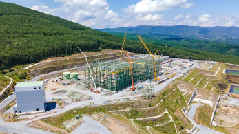 Handelsblatt: Η Ελλάδα «κλειδί» για τις πρώτες ύλες της ΕΕ