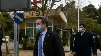 Τo ελληνικό “θαύμα” στη μάχη κατά του κορωνοϊού