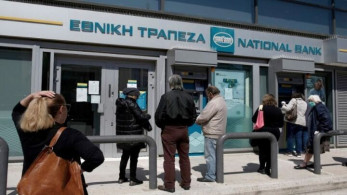 Απάτες σε ΑΤΜ και διαδίκτυο – Ξεπέρασαν τις 9.000 οι παραβάσεις για άσκοπες μετακινήσεις (vid)