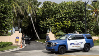 Πάνω από 300 έγγραφα κατέσχεσε το FBI στην έπαυλη του Τραμπ