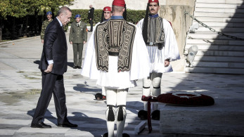 Η Ελλάδα και οι γυμνοί Τούρκοι