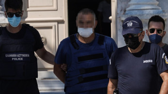 Λέσβος: Αύριο η απολογία του αστυνομικού για τον βιασμό της ανήλικης