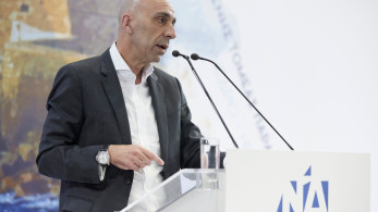 Ρίχτηκε στη δουλειά ο Μπρατάκος