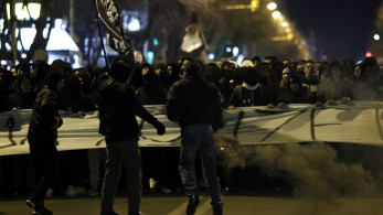 Άγριες συμπλοκές οπαδών σε διόδια (Βίντεο)