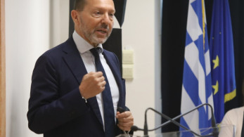 Καμπανάκι Στουρνάρα για τις δημαγωγικές υποσχέσεις Τσίπρα