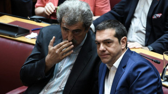 Το «κρύο ντους» των δημοσκοπήσεων οδηγεί σε νέες διχαστικές κραυγές