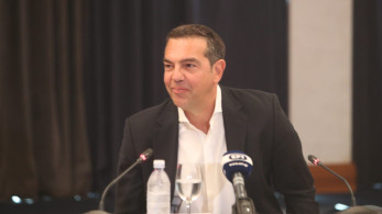 Ο Τσίπρας, οι… πλατείες και οι απειλές