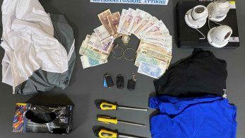 Έπιασαν συμμορία που έκλεβε σπίτια ηλικιωμένων-Έλεγαν ότι είναι δημοτικοί υπάλληλοι που μοίραζαν φρούτα
