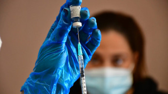 Ο ΕΜΑ εγκρίνει τα εμβόλια των Pfizer και Moderna κατά της Όμικρον