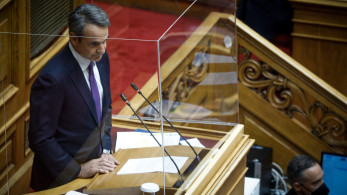 Σφυροκόπημα Μητσοτάκη σε Τσίπρα: Είστε θρασύδειλος -Καταθέστε πρόταση δυσπιστίας, θα βρείτε 157 βουλευτές