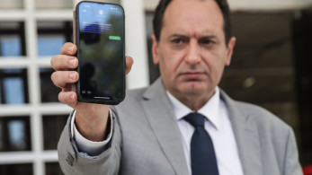 Χρήστο, ανοίγεις το λινκ να σε παρακολουθούμε;