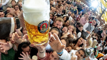Γερμανία- Μετά από 2 χρόνια επέστρεψε το Oktoberfest, το μεγαλύτερο φεστιβάλ μπύρας