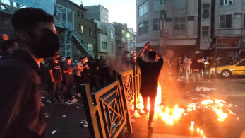 Χάος στο Ιράν: Εννέα νεκροί στις διαδηλώσεις μετά τον θάνατο της Μαχσά