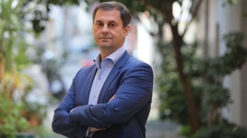 Χάρης Θεοχάρης στην εφημερίδα “tomanifesto”: Οι δημοκρατικοί θεσμοί υπέστησαν βαριά κακοποίηση επί ΣΥΡΙΖΑ
