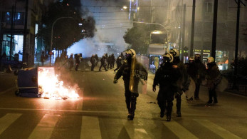 Μπαχαλάκηδες και χούλιγκαν θέλουν αίμα αστυνομικού