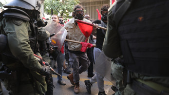 Επεισόδια και χημικά στο πανεκπαιδευτικό συλλαλητήριο στα Προπύλαια