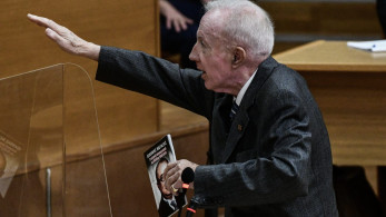 Νέα πρόκληση από τον Κωνσταντίνο Πλεύρη με ναζιστικό χαιρετισμό