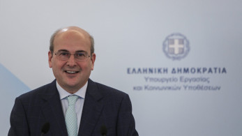 Χατζηδάκης: Προσιτή και ποιοτική στέγη για νέους και ευάλωτους πολίτες