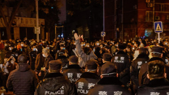 Διαδηλώσεις στην Κίνα: Σύλληψη δημοσιογράφου καταγγέλλει το BBC