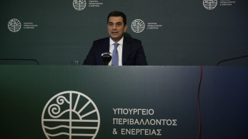 «Όχι» στη πρόταση της Κομισιόν λέει η Ελλάδα – Σκρέκας: «Ζητάμε πλαφόν κάτω από 200 ευρώ»