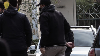 Κολωνός: Προφυλακιστέος ο «Μιχάλης» – Αρνείται κάθε σχέση με τον Μίχο