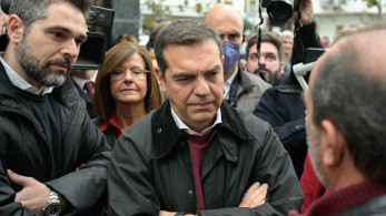 Σε κατάσταση απελπισίας ο Τσίπρας – Διασύρει την χώρα, βάζει πλάτη στον Ανδρουλάκη
