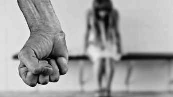 Βέλγιο: ζεύγος βίαζε τις τέσσερις κόρες του -  Τους χορηγούσαν αλκοόλ και μυοχαλαρωτικά