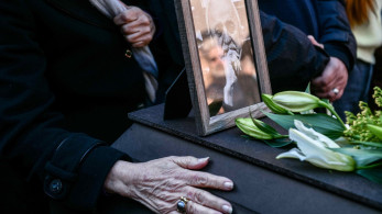 Πλήθος κόσμου στο τελευταίο αντίο στον Νότη Μαυρουδή