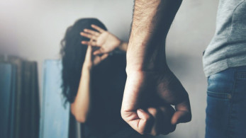 Σύλληψη 50χρονου αλκοολικού για το ξυλοδαρμό της κόρης του στο Βόλο