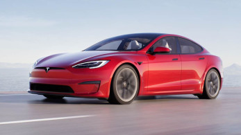 Tesla: Η αυτοκινητοβιομηχανία προσλαμβάνει στην Ελλάδα – Οι ειδικότητες