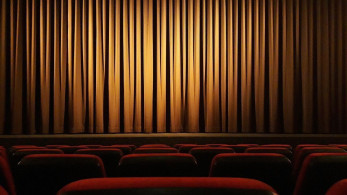 Σαν σήμερα έφυγε η Κατερίνα Γώγου – Η ποιήτρια της οργής και της τρυφερότητας