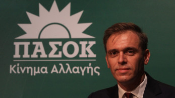 Βγήκαν τα “μαχαίρια” μεταξύ ΣΥΡΙΖΑ, ΠΑΣΟΚ – Μάντζος: Σε ρόλο Πολάκη η Τσαπανίδου