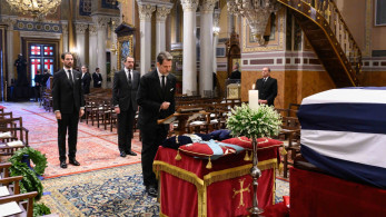 Τέως βασιλιάς: Προς το Τατόι η αυτοκινητοπομπή