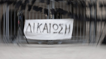 Μάτι: Συγκλονίζουν οι μαρτυρίες – «Αφήσαμε τα σώματα του αδελφού μου και της φίλης μας να παρασυρθούν για να σωθούμε»
