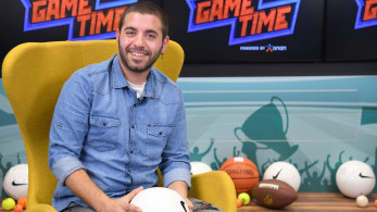 ΟΠΑΠ GAME TIME: Ο ηθοποιός Βασίλης Τριανταφύλλου για τα ματς-παγίδες της Super League