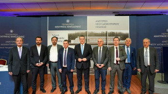 Ο Τζιτζικώστας υπέγραψε τη σύμβαση για την κατασκευή του νέου Διοικητηρίου Ημαθίας