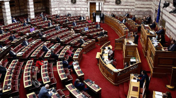 Live: Η συζήτηση των πολιτικών αρχηγών