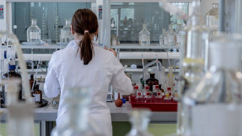 Κορωνοϊός: Ελπίδα για φάρμακο στην Ελλάδα έως τον Ιούλιο