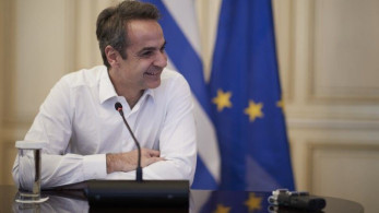 Στην αιμοδοσία της ΟΝΝΕΔ μέσω τηλεδιάσκεψης ο πρωθυπουργός