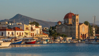 Ο Βαρουφάκης έσπασε την καραντίνα και «δραπέτευσε» στην Αίγινα!
