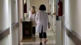 Κρούσμα κορωνοϊού σε δομή φιλοξενίας προσφύγων στη Γλυφάδα