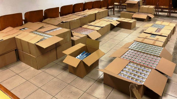 Αποθήκη με λαθραία τσιγάρα σε γκαράζ στη Θεσσαλονίκη – Δύο συλλήψεις