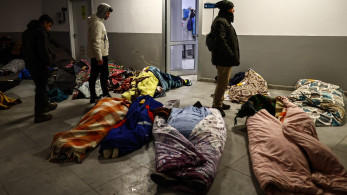 Τουρκία: Επιζώντες αναζητούν συγγενείς τους μέσα στα πτώματα
