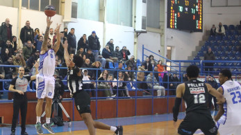 Νίκη παραμονής για τον Ιωνικό