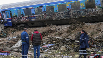 Συγκλονίζουν οι μαρτυρίες των επιζώντων της τραγωδίας στα Τέμπη: Όσο αναποδογυρίζαμε καιγόμασταν – βίντεο