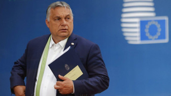 Όρμπαν όπως Τραμπ: Βαφτίζει τρομοκρατική οργάνωση το Antifa