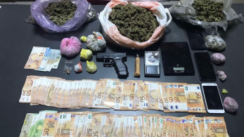 Συλλήψεις για κατοχή και διακίνηση ναρκωτικών στο Ελληνικό