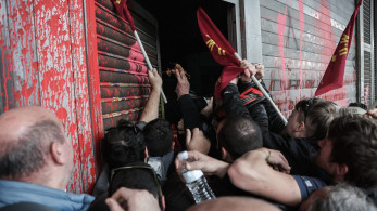 Απίστευτο! Το ΠΑΜΕ έκανε ντου και μετά κατήγγειλε  “επίθεση” των… ΜΑΤ (Βίντεο)