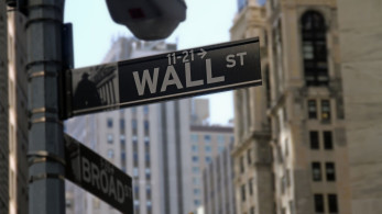 Morgan Stanley: Στη “ζώνη του θανάτου” η Wall Street – Ανησυχούν οι επενδυτές